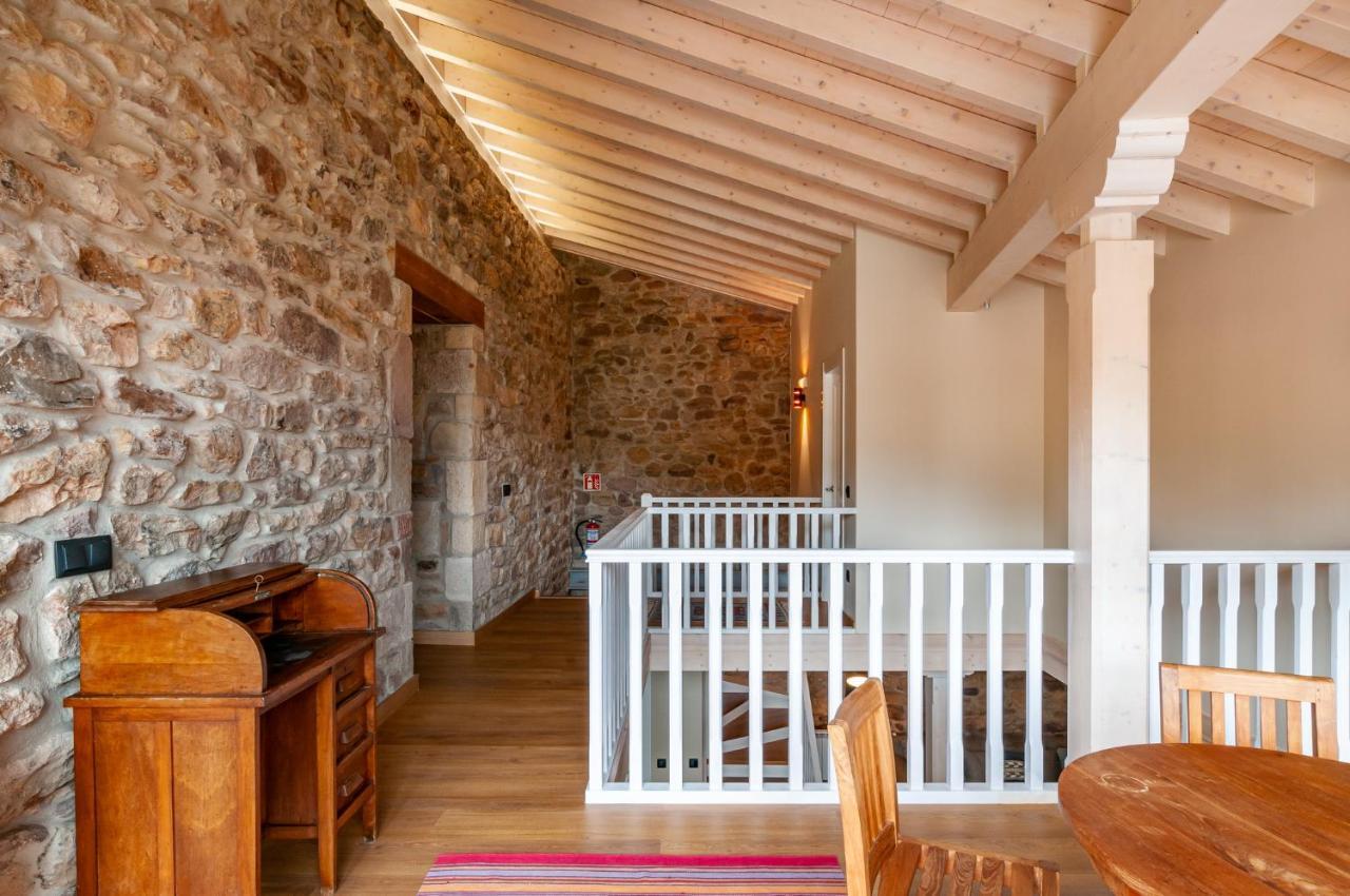 La Casa De Piedra Villa Herrera de Ibio Bagian luar foto