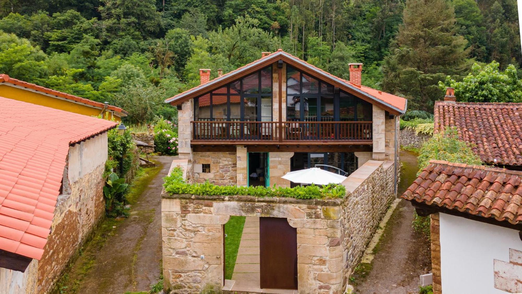 La Casa De Piedra Villa Herrera de Ibio Bagian luar foto