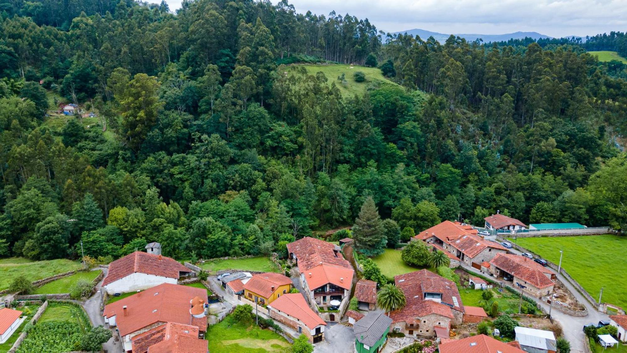 La Casa De Piedra Villa Herrera de Ibio Bagian luar foto